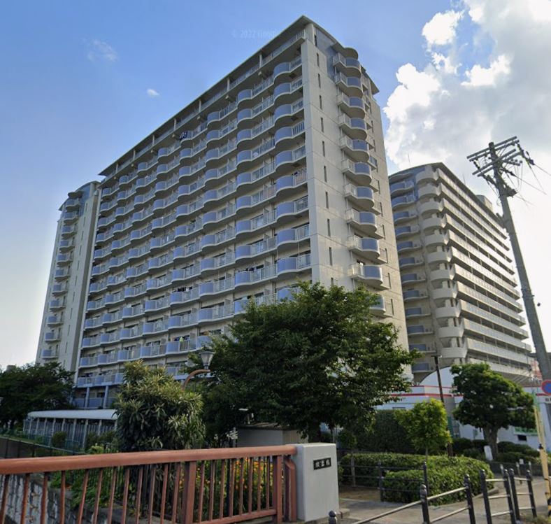 ファミールハイツ城東A棟